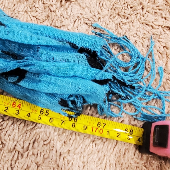 Skull Scarf / Blue - Picture 5 of 5